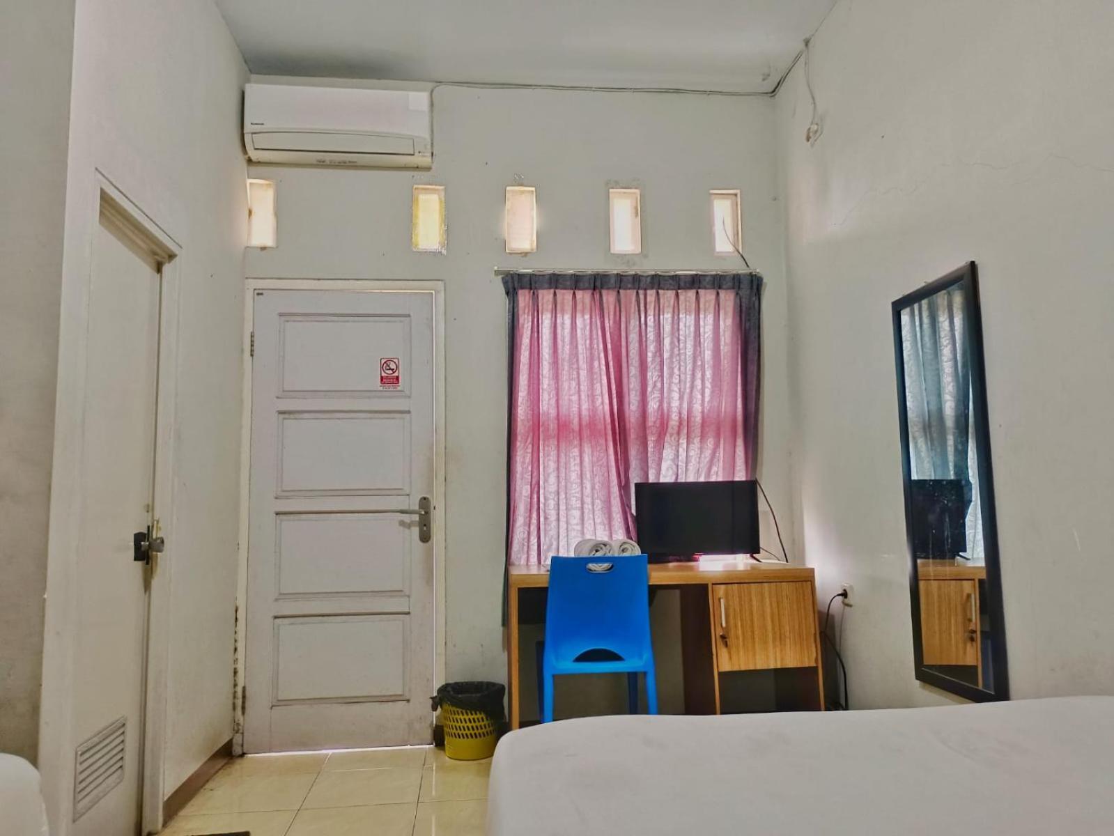 Oemah Jawa Guesthouse Jembel Esterno foto